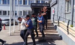 2,5 ay boyunca 'Polisiz' diyerek dolandırdılar, 100 milyonluk vurgunun ardından tatlı ikram ettiler
