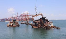 Mersin’de çürümeye terk edilen tekneler, deniz canlıları için üreme alanı oluşturuyor
