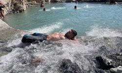Erzincan'da 40 derece sıcakta ilginç serinleme: Dereyi kesip havuz yaptılar