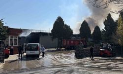 Gaziantep'te tekstil fabrikasında yangın: Ekiplerin müdahalesi sürüyor