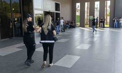 Kazazedelerin yakınlarının Taşucu Limanı'ndaki endişeli bekleyişleri sürüyor
