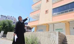 Zorluk içerisinde kazandığı parayla ev almak isteyen kadının hayali iki kez yarıda kaldı