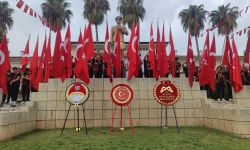 Mersin’de 29 Ekim Cumhuriyet Bayramı çelenk sunma töreni düzenlendi