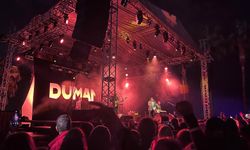 Duman, Mersin’de hayranlarına unutulmaz bir gece yaşattı