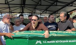 Şarkıcı Atilla Taş'ın kızı gözyaşları arasında toprağa verildi
