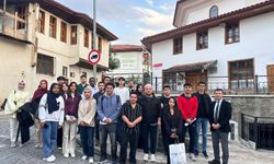 Üniversitelilerin dersliği bu kez tarihi mekanlar oldu