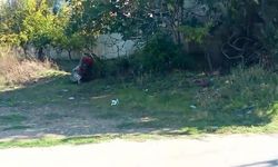 Antalya'da motosiklet devrildi: 2 yaralı