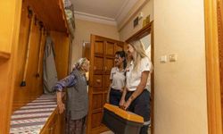 Mersin'de evde sağlık ve bakım hizmetleri yaşlıların yüzünü güldürüyor