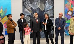 SANKO sanat galerisinde 'Sonsuzluk Ağları' temalı resim sergisi