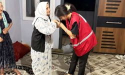 Silopi'de yürekleri ısıtan dayanışma: Kızılay ihtiyaç sahibi iki kardeşin yüzünü güldürdü