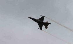 SOLOTÜRK Eskişehir semalarında nefes kesti