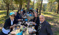 Yılların yorgunluğunu Karagöl'ün eşsiz doğasında attılar