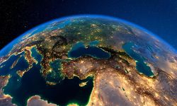 Alev çemberi arasında Türkiye tarih yazıyor