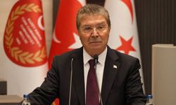 KKTC Başbakan Üstel: 'Kıbrıs Türk halkı bu topraklarda azınlık değil, egemenlik haklarına sahip eşit bir halktır'
