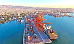 Mersin Limanı, savaş karşıtı grev çağrısıyla gündemde