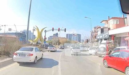 Niğde’de fermuar sisteminin uygulanışı; ’Yaşama yol ver’ diyerek paylaşıldı