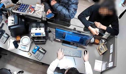 Mersin'de dolandırıcılık şebekesine operasyon: 9 gözaltı