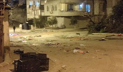 Mahalle sakinleri, pazarcıların bıraktığı atıklardan şikayetçi