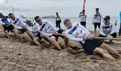Mersin'de kuma saplana saplana tezahürat eşliğinde halat çektiler