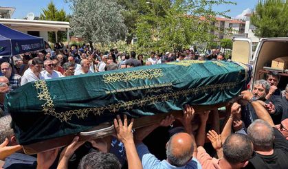 Irmak öğretmene acı veda