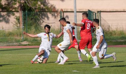 Tarsus'ta köyler arası futbol heyecanı başladı