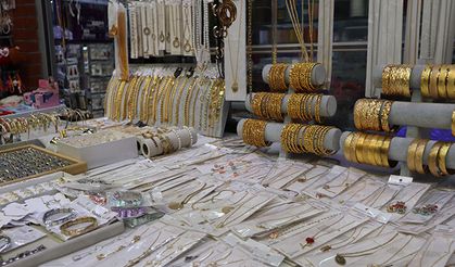 Gerçeği cep yakıyor: Vatandaş imitasyona koşuyor