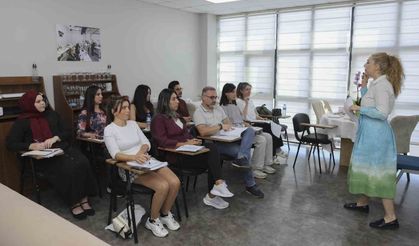 Mersin'de MERCEK kurslarıyla turizm sektörüne nitelikli personel yetiştiriliyor