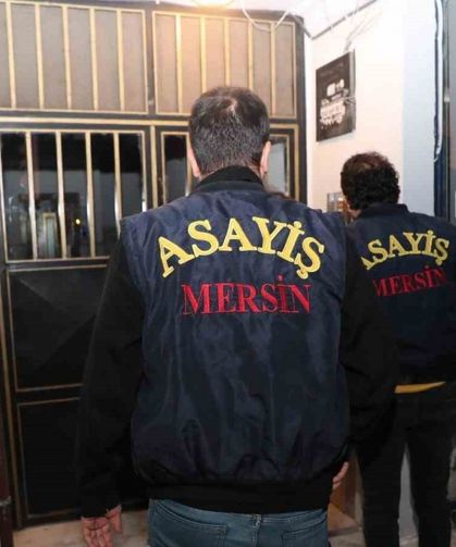 Mersin’de eş zamanlı operasyon, aranan 97 şahıs yakalandı