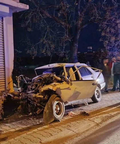 Kazada yaralanan çocuk sürücü 9 günlük yaşam savaşını kaybetti