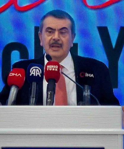 Bakan Tekin: '6 Şubat'ta depremde yıkılan yaklaşık 9 bin 700 derslik yerine 15 bin derslik eğitim ve öğretime kazandırıldı'