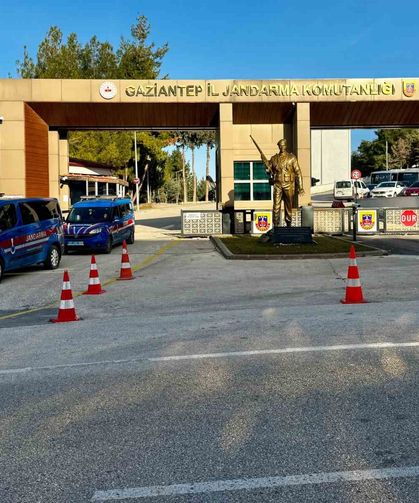 Gaziantep'te çember operasyonu: Bin 899 gözaltı