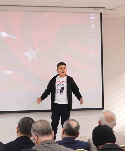 İstiklal Marşı'nı en güzel okumak için yarıştılar