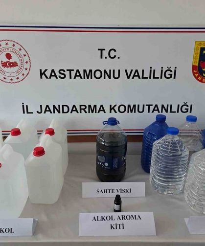 Kastamonu'da kaçak içki operasyonu: 12 gözaltı