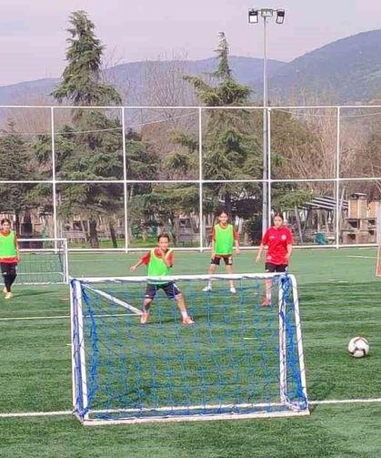 Körfez'in kızları şampiyonluk için hazırlanıyor