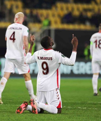 Mouandilmadji, Avrupa'da gol krallığına gidiyor