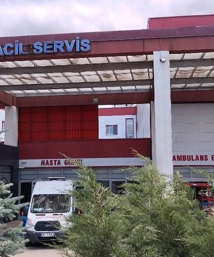 Silahını temizlerken kendini vuran polis, hastanede hayatını kaybetti
