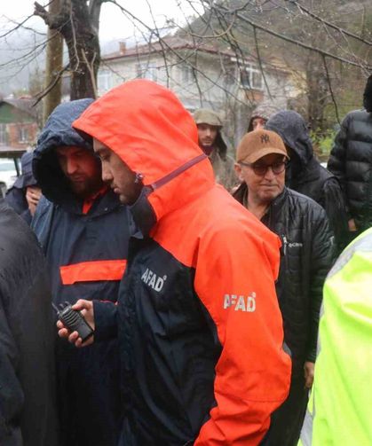 2 gündür haber alınamayan vatandaşın cansız bedenine ulaşıldı: 130 personel görev aldı