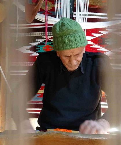 Antep kilimini yaşatmak için 80 yıldır tezgah başında