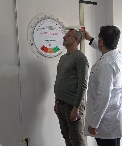 Bayramda tatlıya denge uyarısı: Uzmanından kritik beslenme önerileri