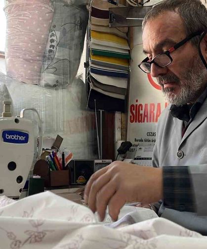 Büyük dedesinden miras yorgancılığı devam ettiriyor