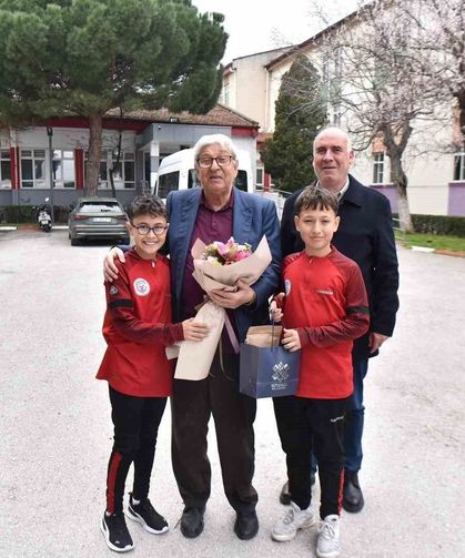 Genç Sporcular, Türk sporuna emek vermiş isimlerle buluştu