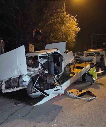Kartal'da yokuş aşağı hız faciası: Sürücü hayatını kaybetti