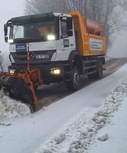 Kocaeli'nin yüksek kesimleri bayram sabahı beyaza büründü