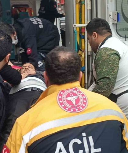 Lokantayı basıp kardeşini vurdu