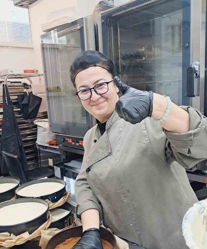 Meslek Fabrikası ile altın bileziği taktı, Hollanda'da pastacı oldu