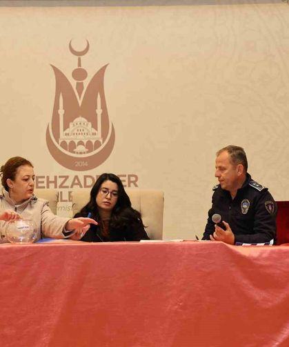 Şehzadeler'de pazarcılar için kura çekimi yapıldı