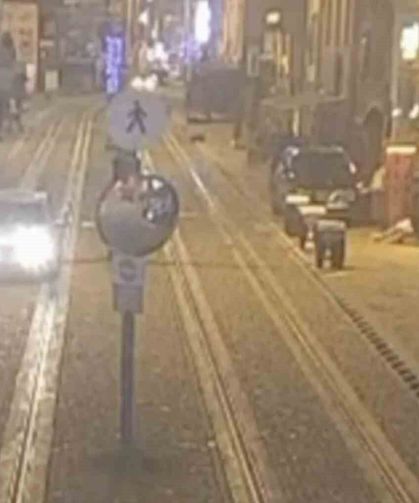 Üç kişinin öldüğü bar saldırısının dehşet anları