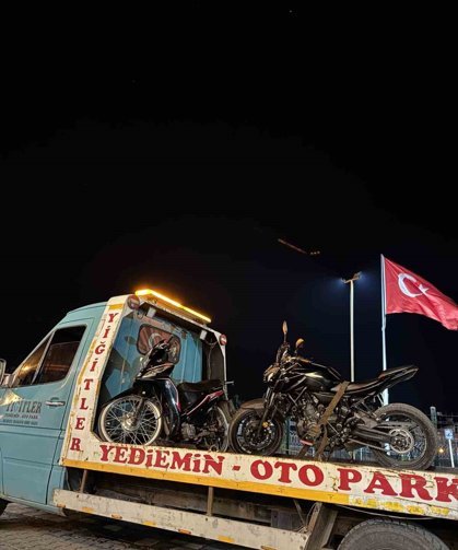 Abartı egzozla çevreye rahatsızlık veren iki motosiklete 180 bin lira ceza