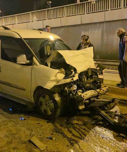 Antalya'da 11 araçlı zincirleme kaza: 1 yaralı