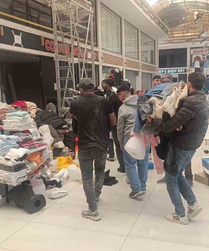 Antalya'da iş merkezinde yangın paniği